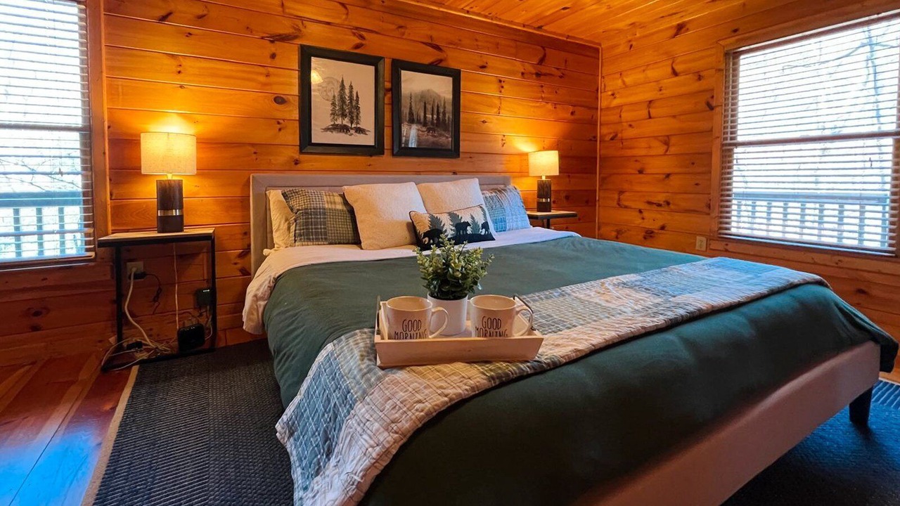 Photo of Bedroom in Hidden Lake
