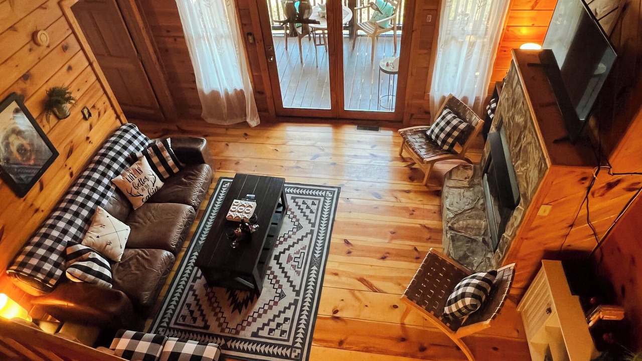 Photo of Livingroom in Hidden Lake