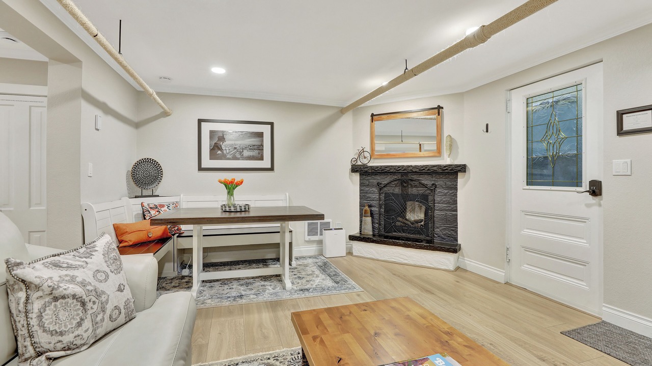 Photo of Livingroom in Cheesman Park