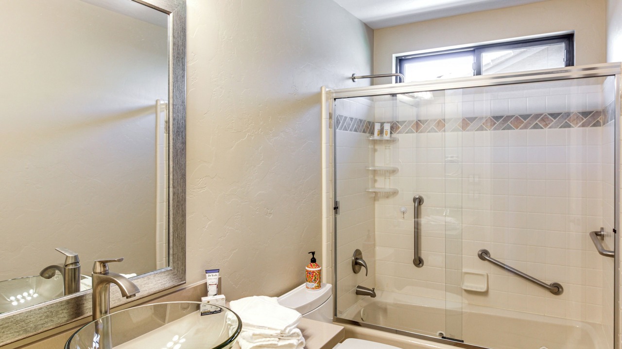 Photo of Bathroom in Saddlebrooke
