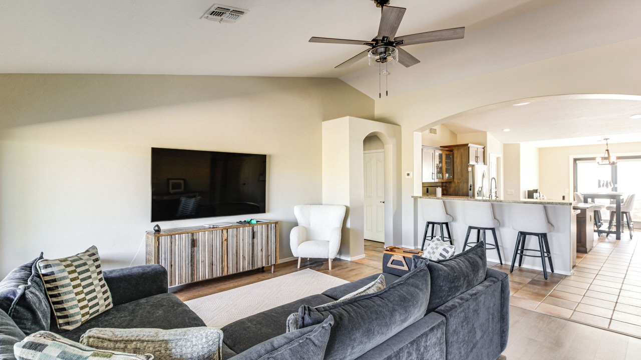 Photo of Bedroom in Saddlebrooke