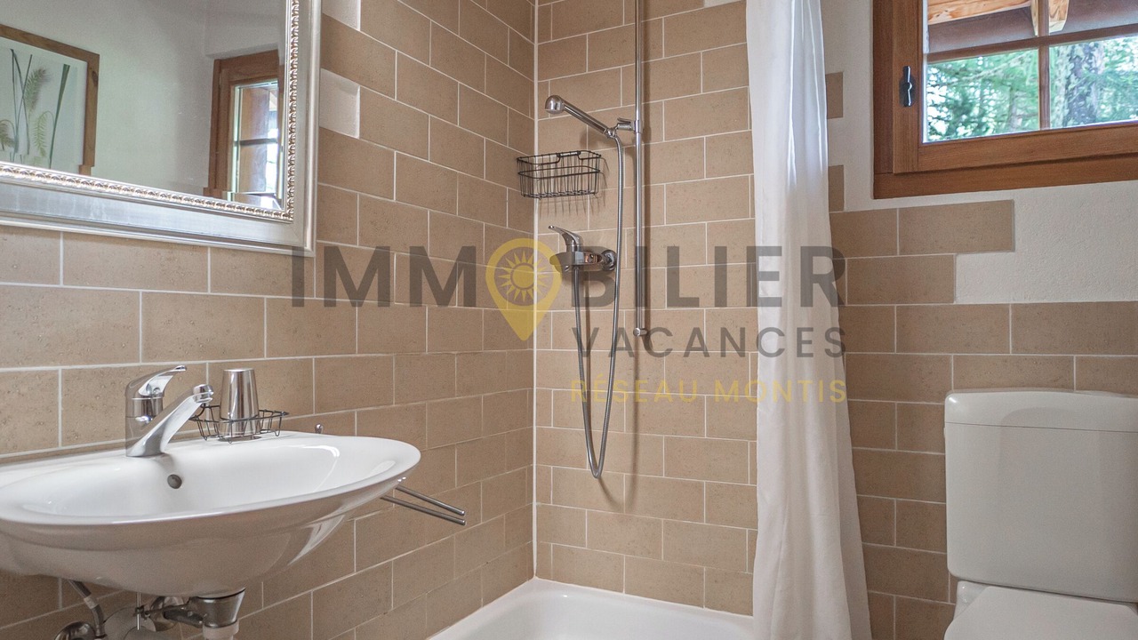 Photo of Bathroom in St. Luc
