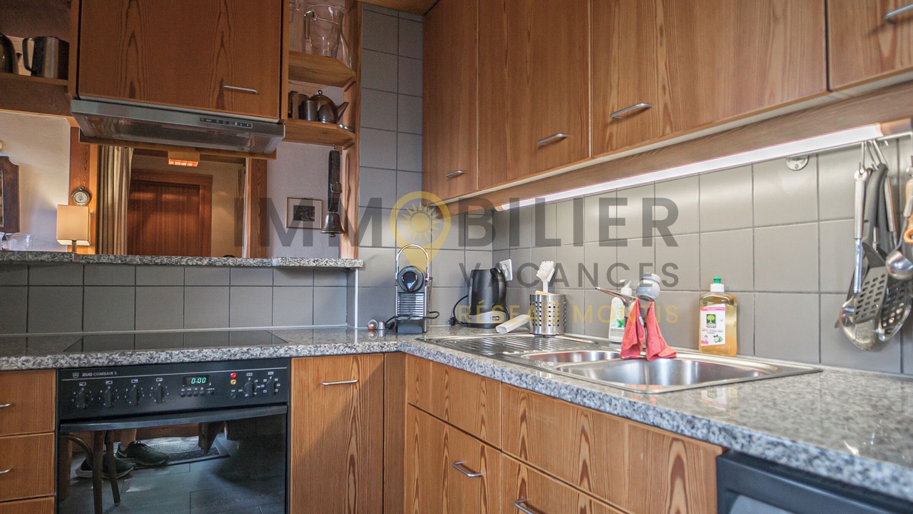 Photo of Kitchen in St. Luc