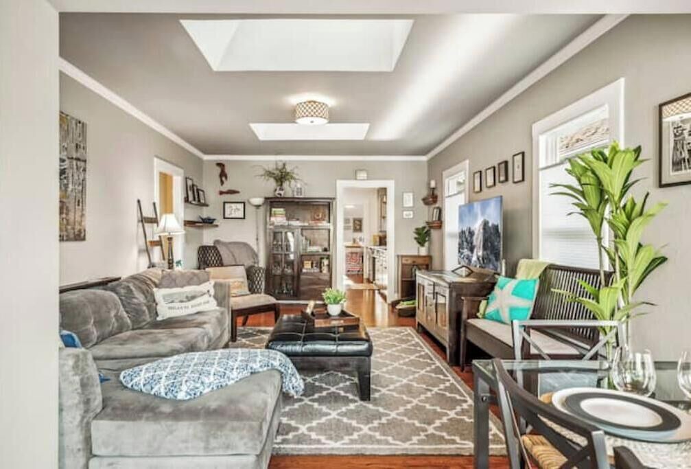 Photo of Livingroom in Alki
