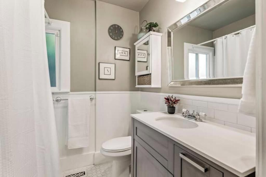 Photo of Bathroom in Alki
