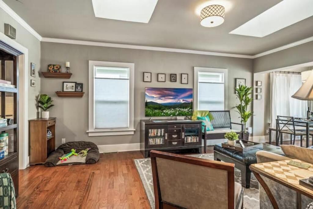 Photo of Livingroom in Alki