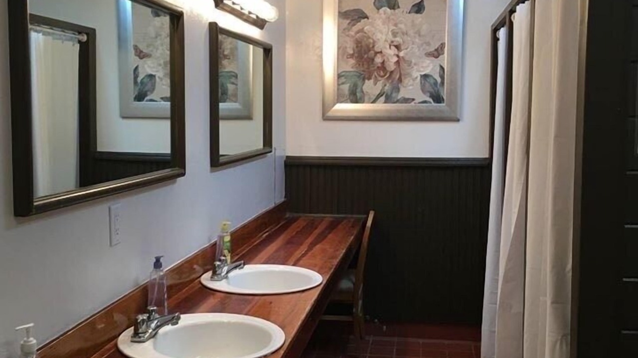 Photo of Bathroom in Salida
