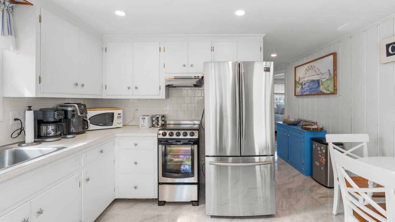 Photo of Kitchen in Popponesset