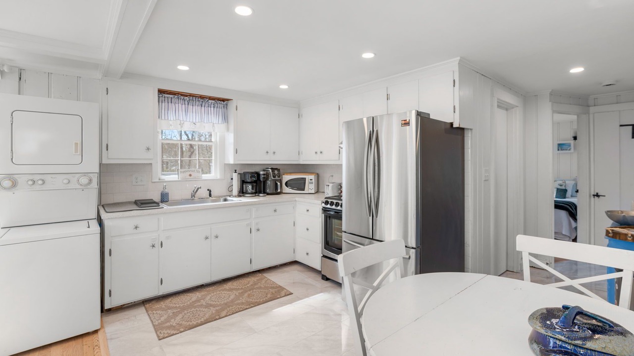 Photo of Kitchen in Popponesset