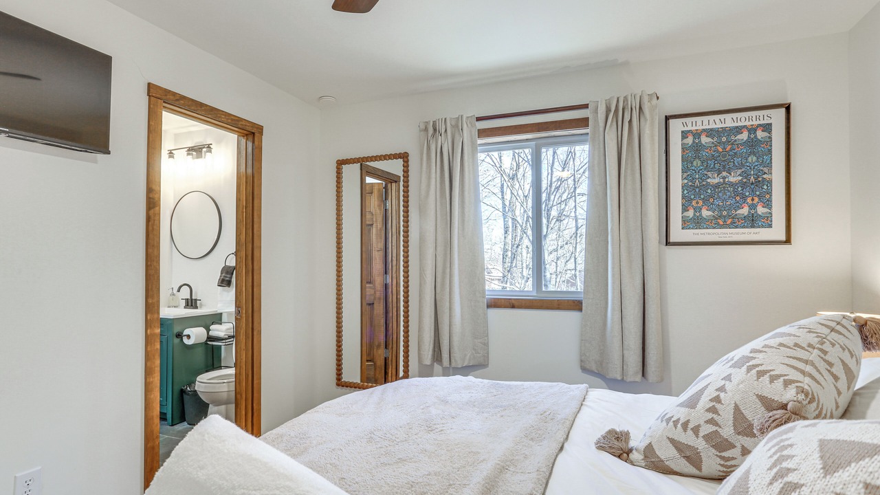 Photo of Bedroom in Bushkill