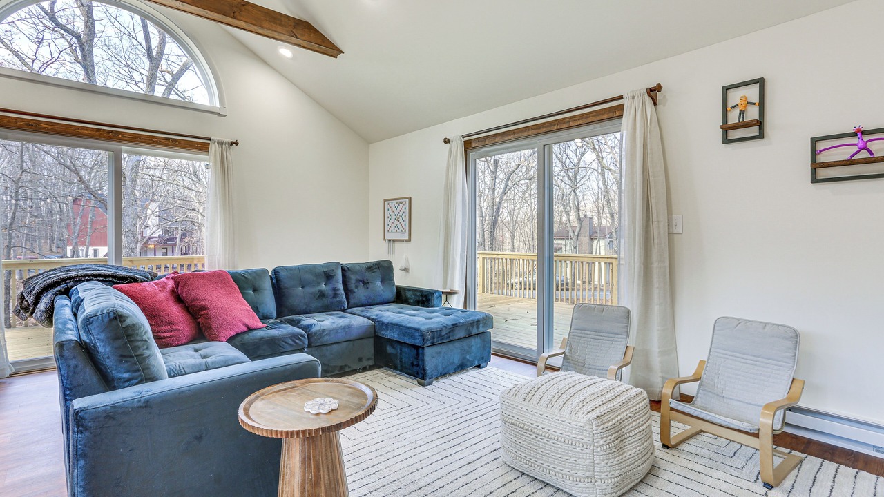 Photo of Livingroom in Bushkill
