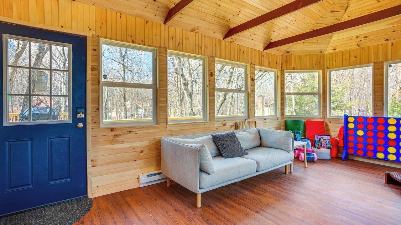 Photo of Livingroom in Bushkill