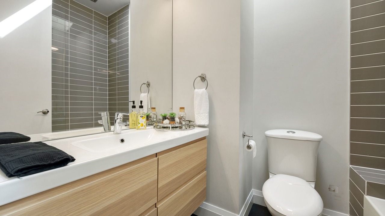 Photo of Bathroom in Lytton Park