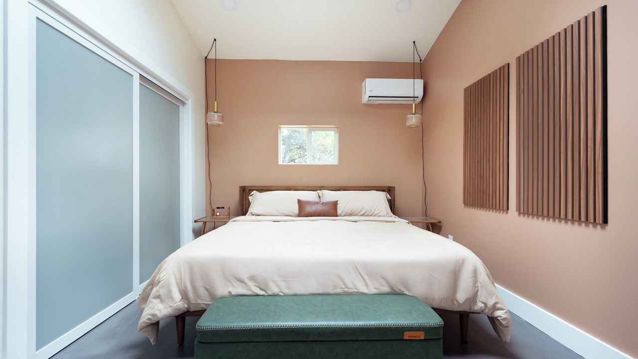 Photo of Bedroom in Canyon Lake