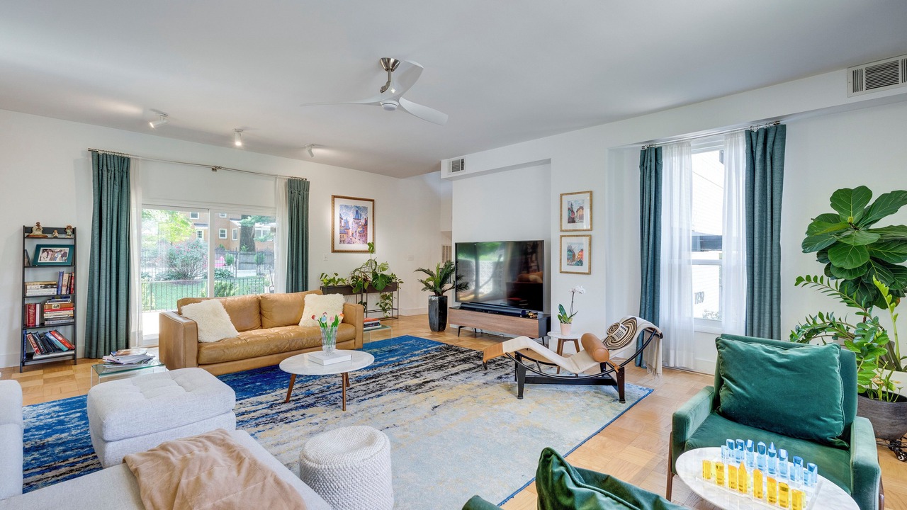 Photo of Livingroom in Northwest