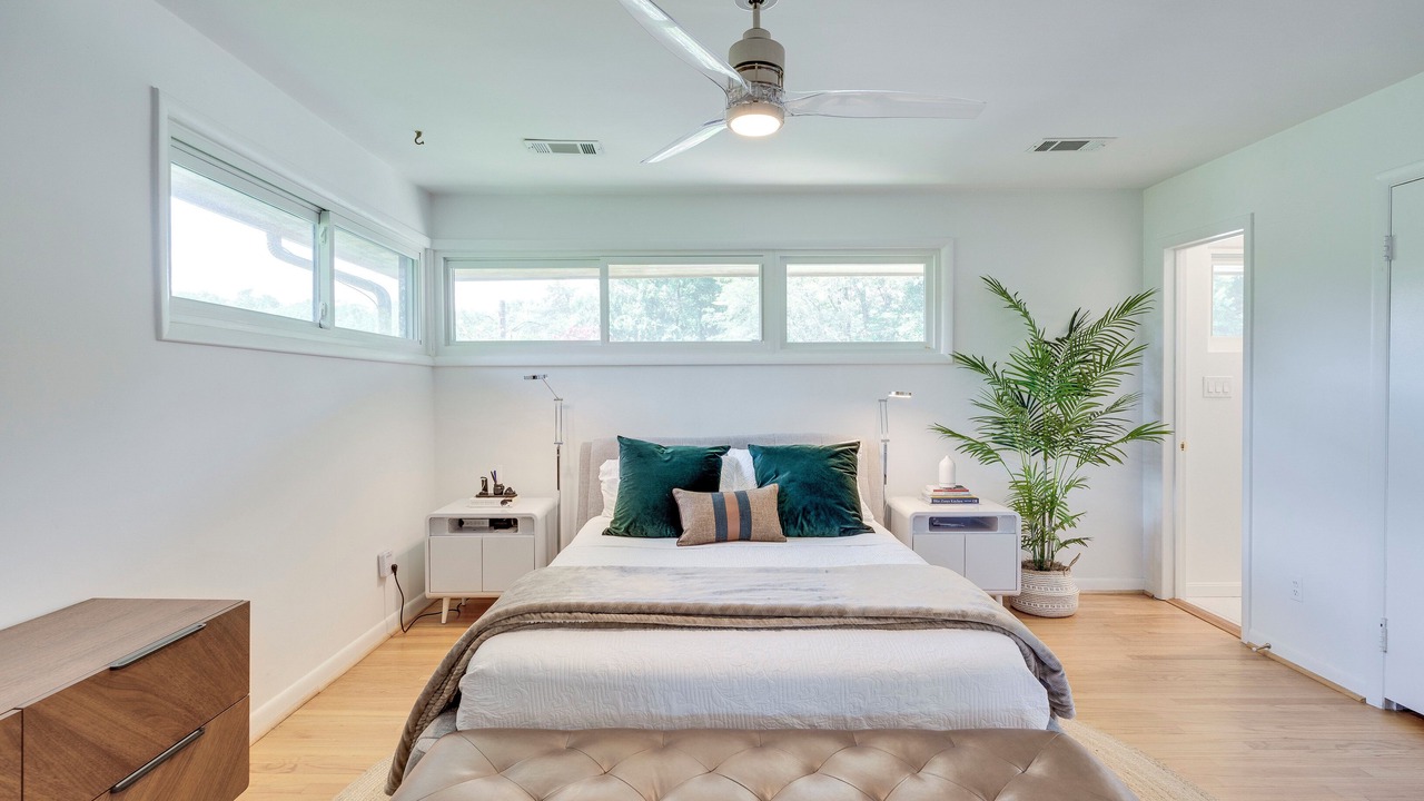 Photo of Bedroom in Northwest