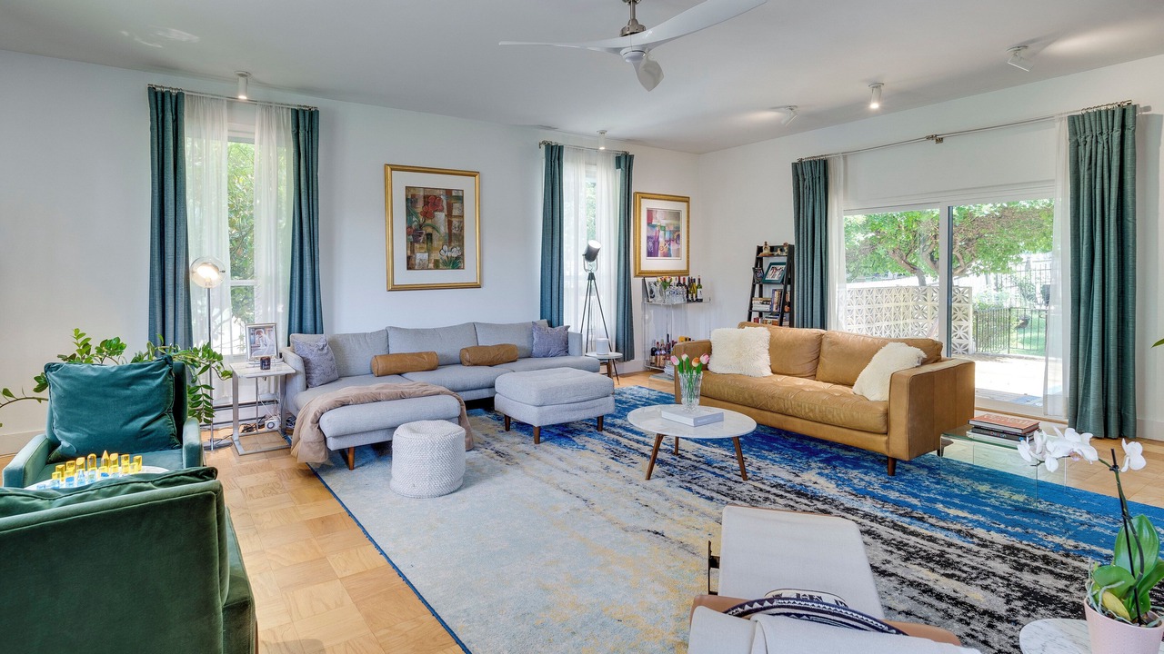 Photo of Livingroom in Northwest