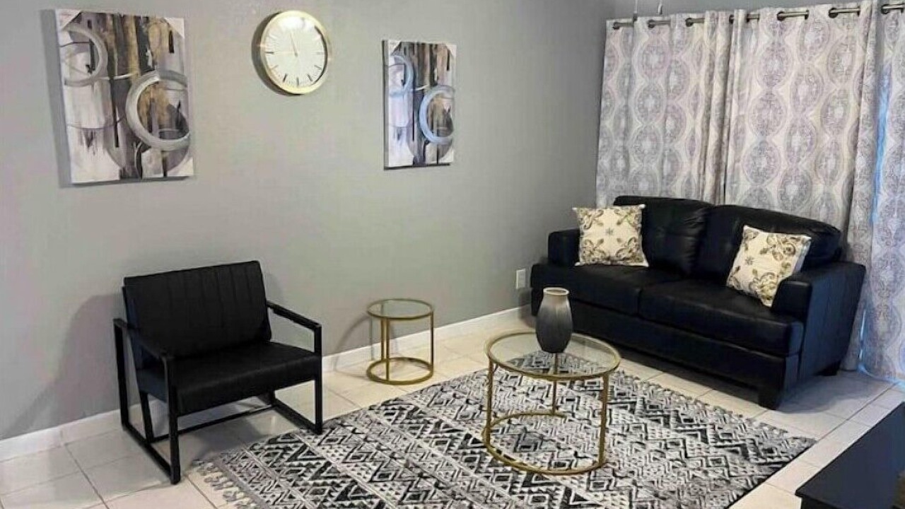 Photo of Livingroom in Bahamas Terrace