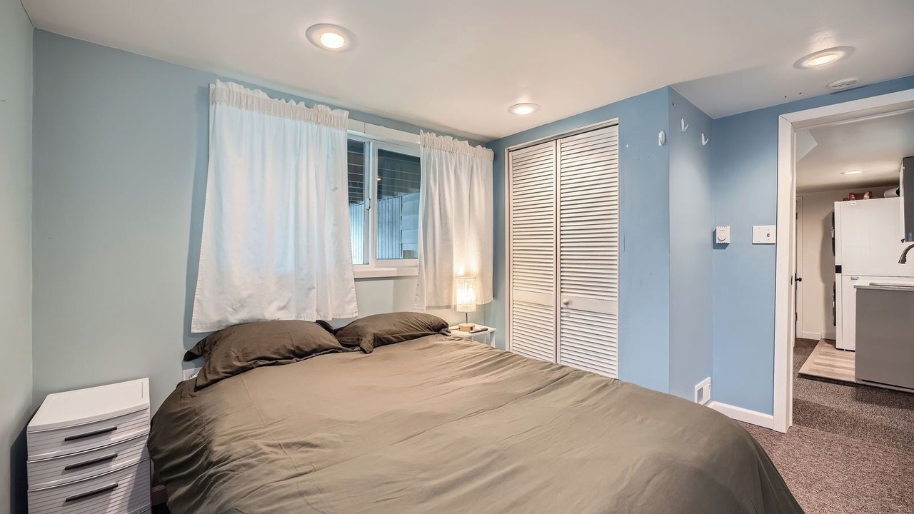 Photo of Bedroom in Maple Leaf