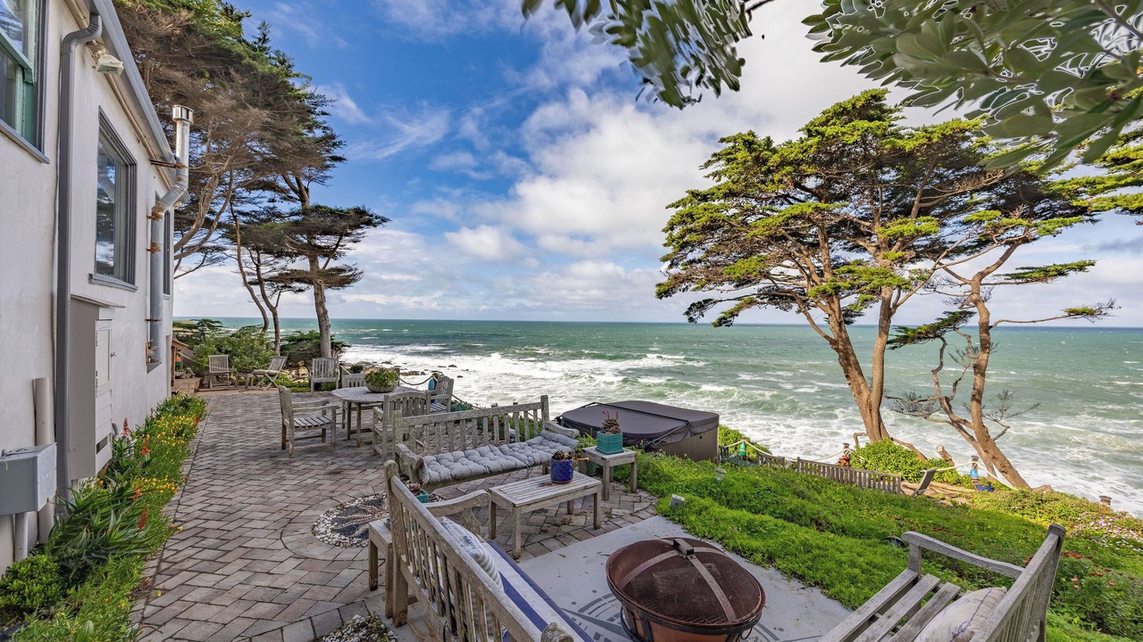 Photo of Others in Montara