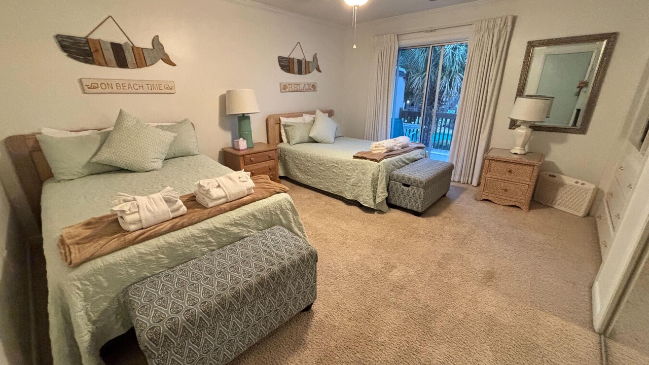 Photo of Bedroom in Arcadian Shores