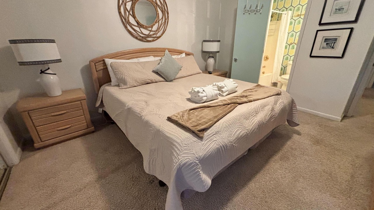 Photo of Bedroom in Arcadian Shores