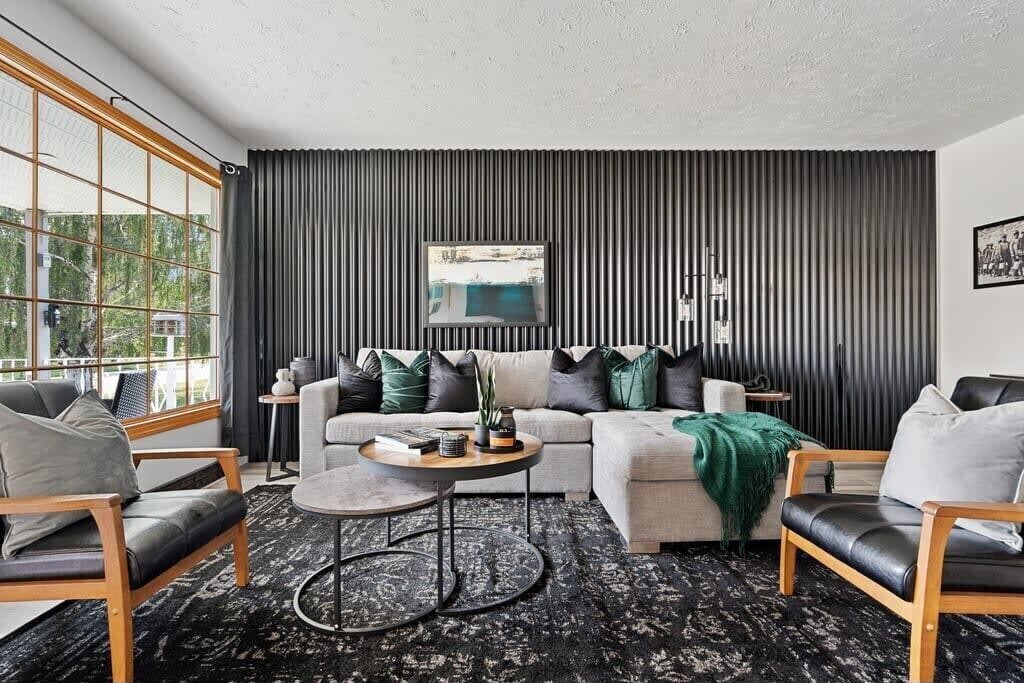 Photo of Livingroom in Drumheller