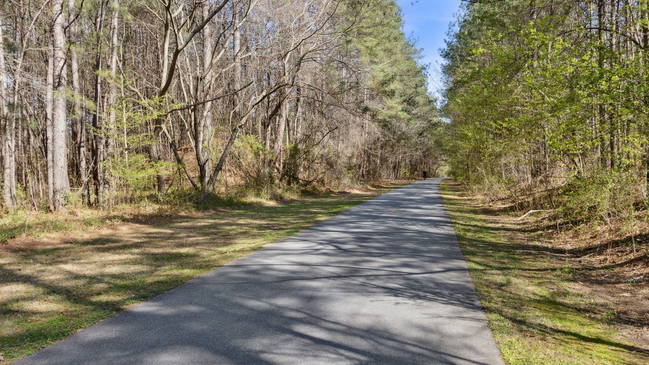 Photo of Others in Cedartown
