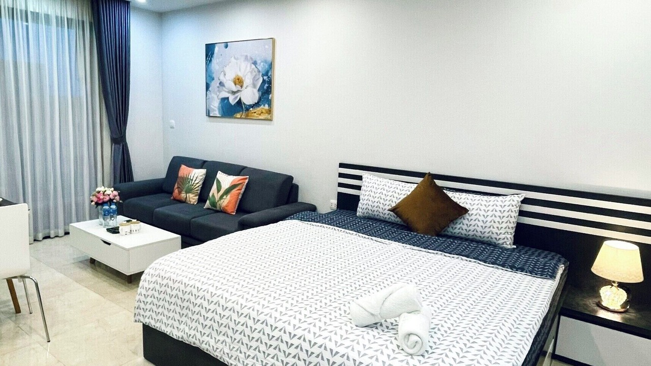 Photo of Bedroom in Trung Hoa Nhan Chinh