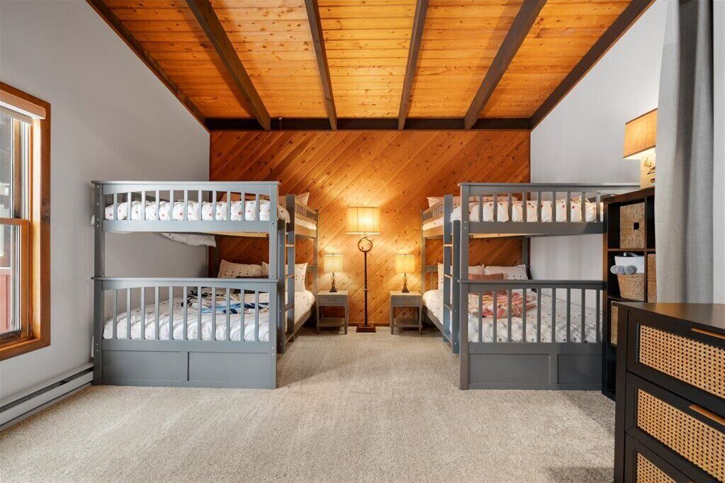 Photo of Bedroom in Lakeville