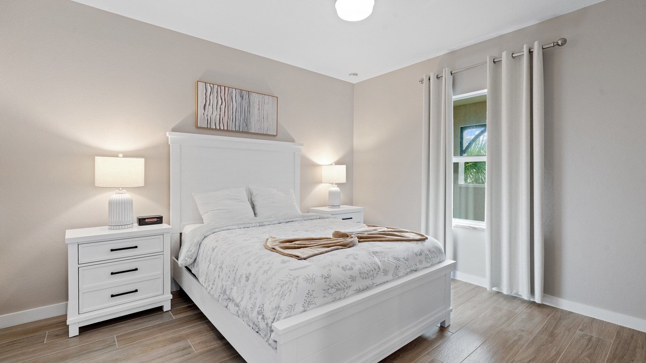 Photo of Bedroom in Yacht Club
