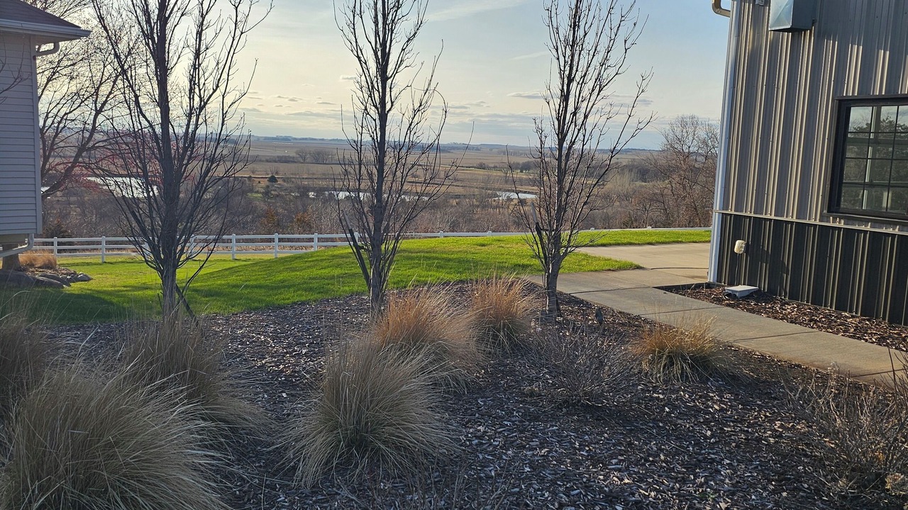 Photo of Outdoor in Pershing