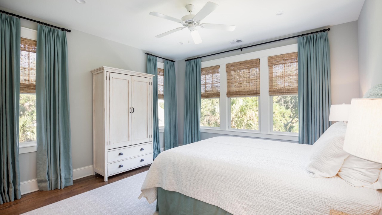 Photo of Bedroom in Vanderhorst Plantation