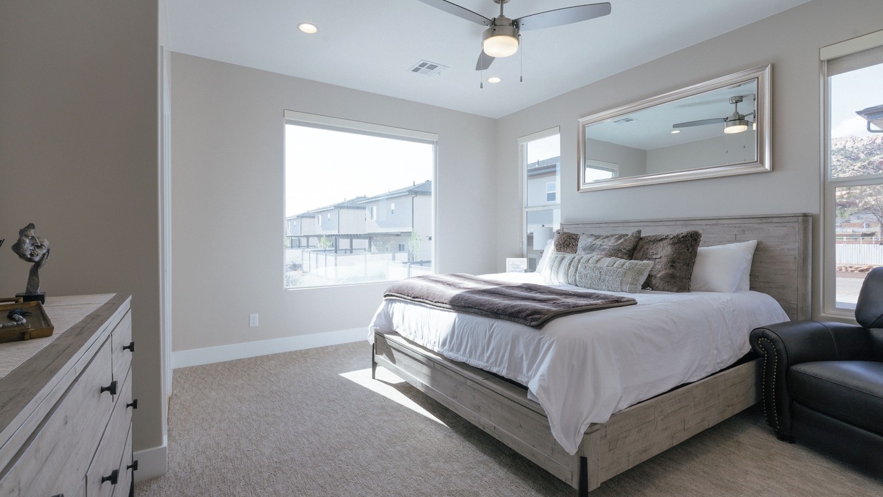 Photo of Bedroom in Hildale