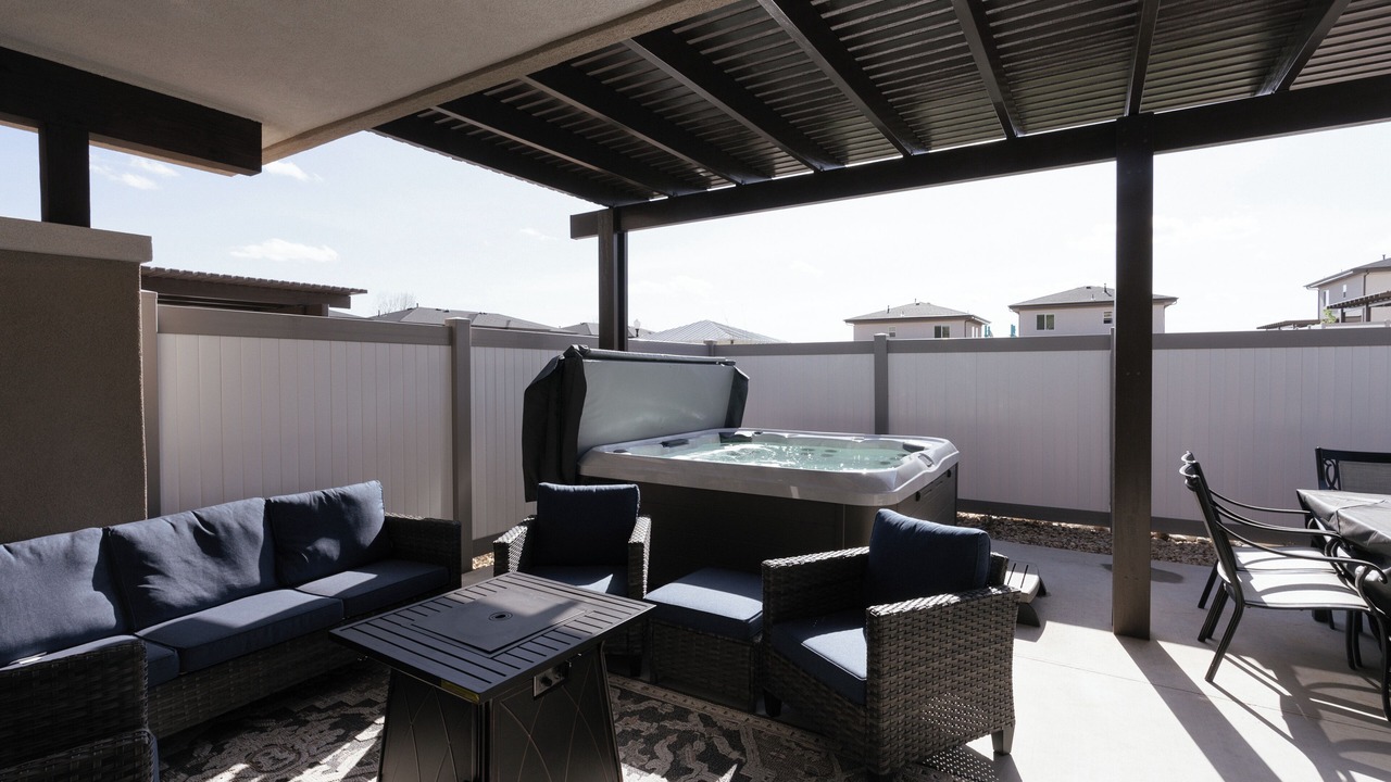Photo of Patio Balcony in Hildale