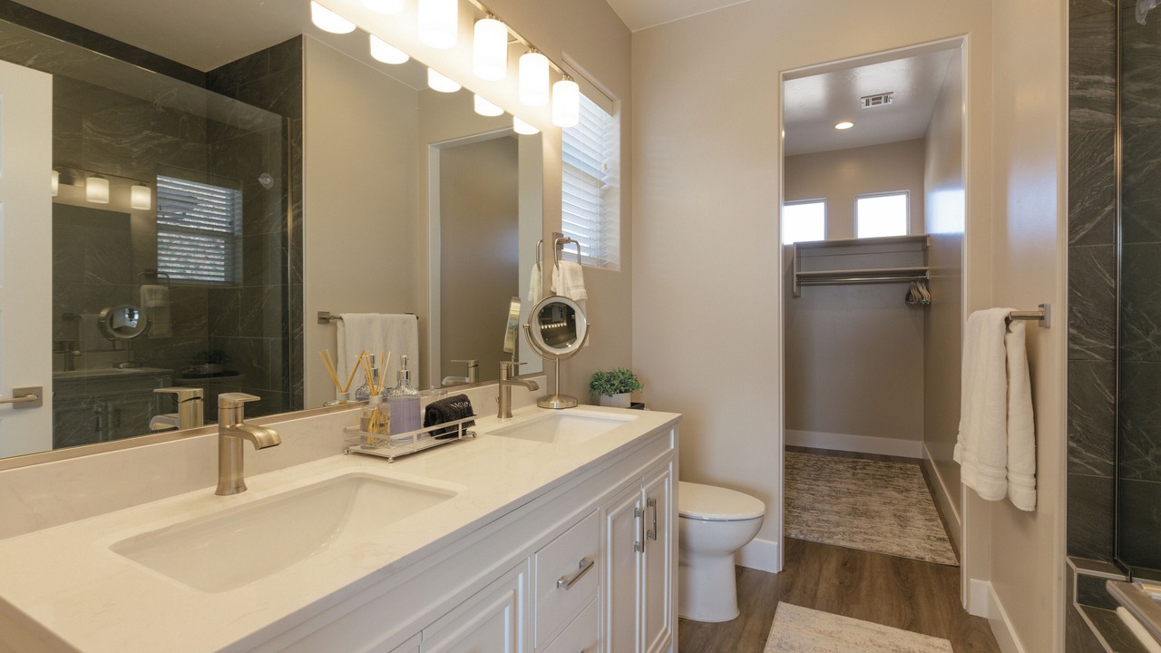 Photo of Bathroom in Hildale