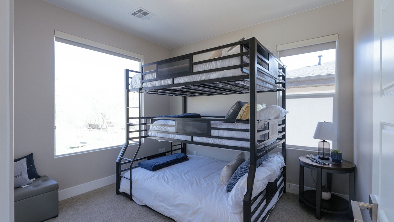 Photo of Bedroom in Hildale
