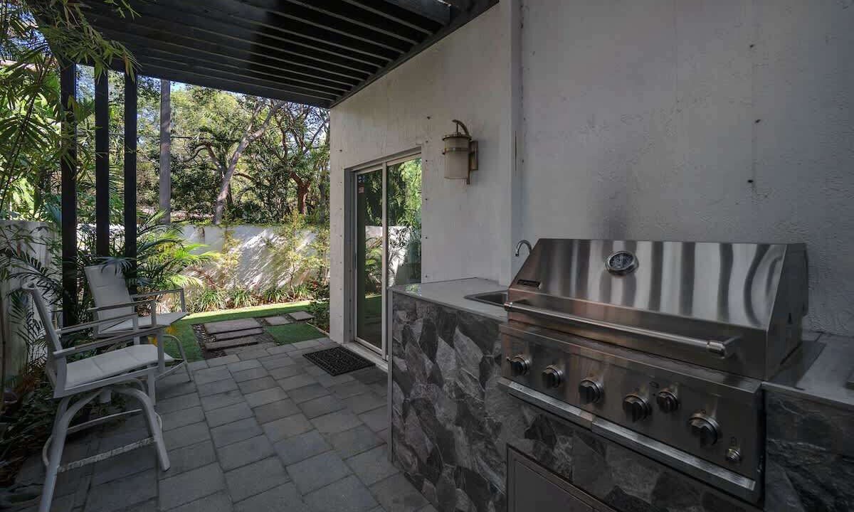 Photo of Outdoor in Coconut Grove