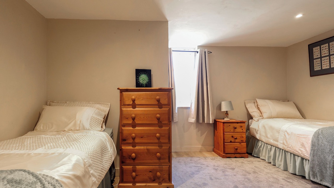 Photo of Bedroom in Alton Barnes