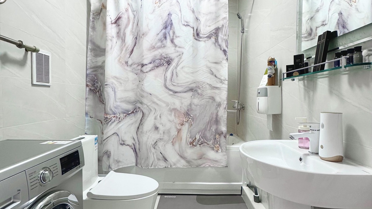 Photo of Bathroom in Bayangol