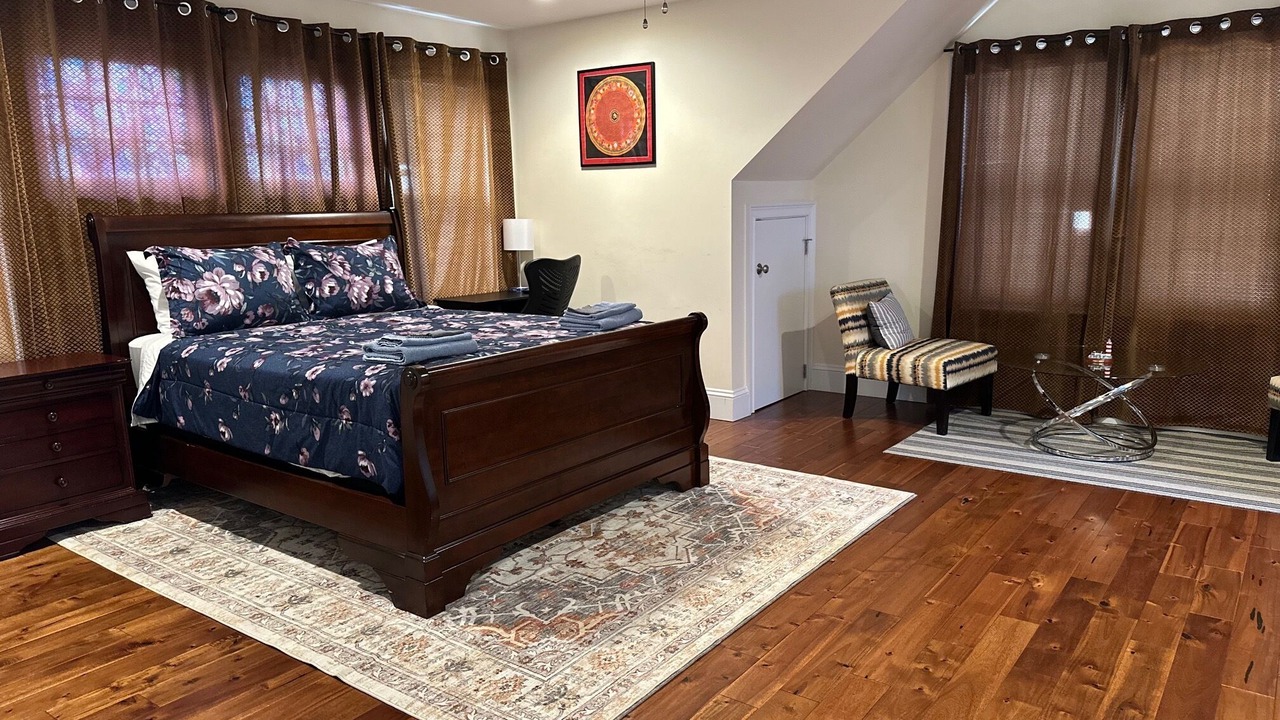 Photo of Bedroom in Everett