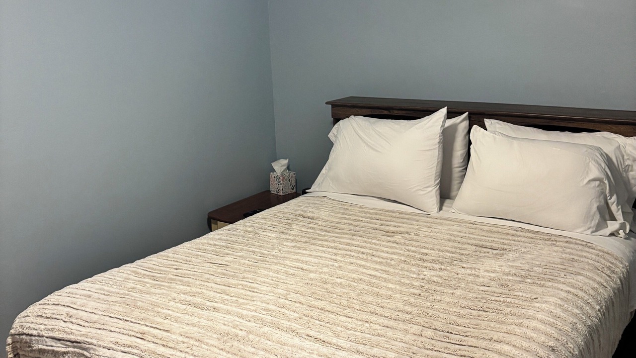 Photo of Bedroom in Lansing