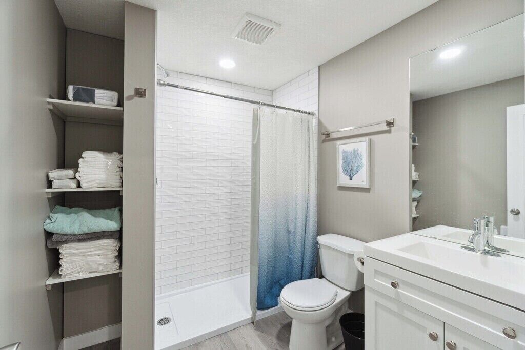 Photo of Bathroom in Central Alberta