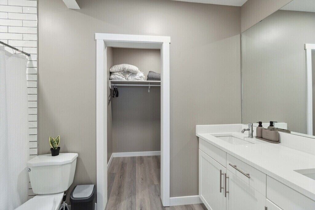 Photo of Bathroom in Central Alberta