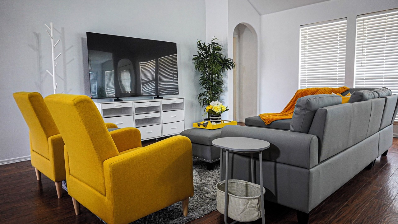 Photo of Livingroom in Jenks