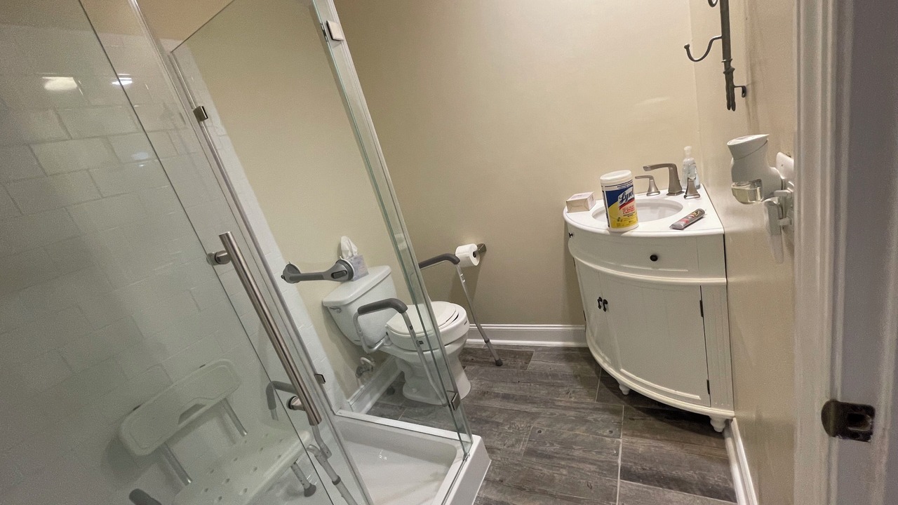 Photo of Bathroom in Wadmalaw Island