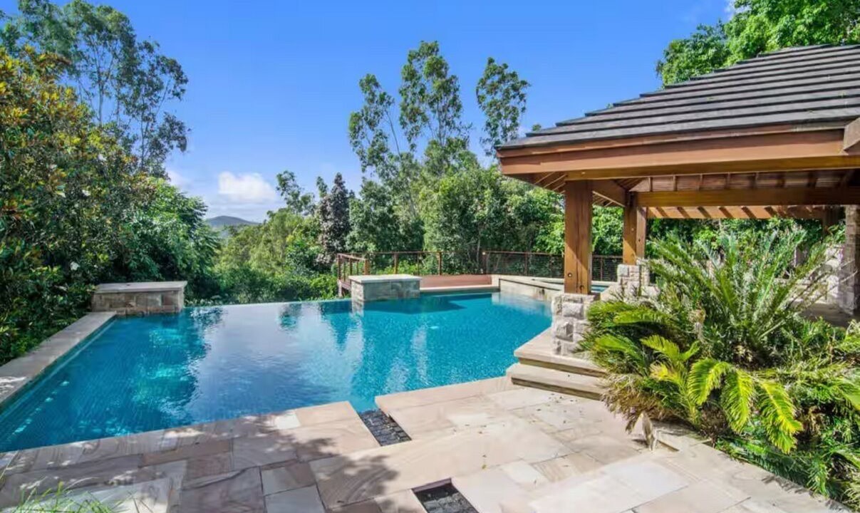Photo of Outdoor in Highland Park