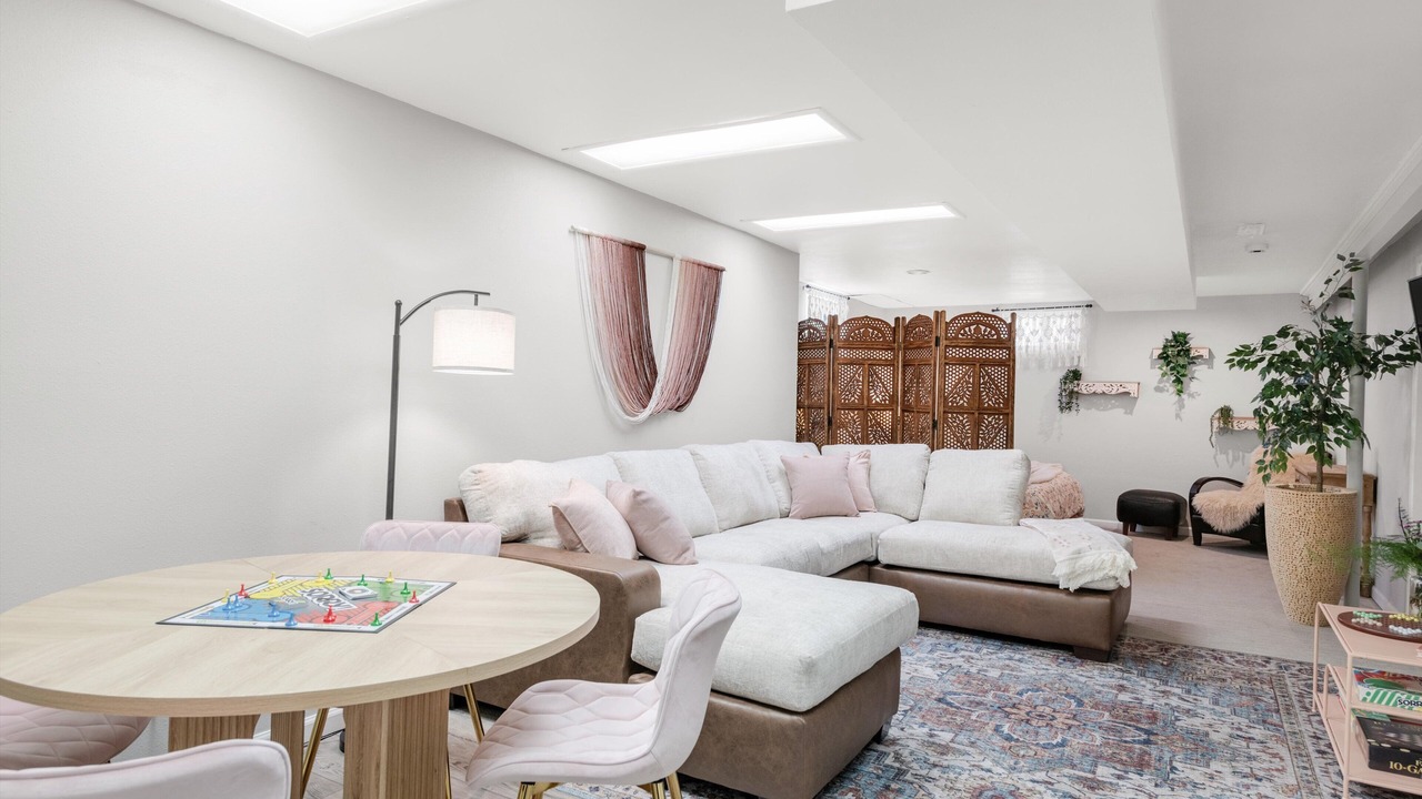 Photo of Bedroom in Scenic Heights