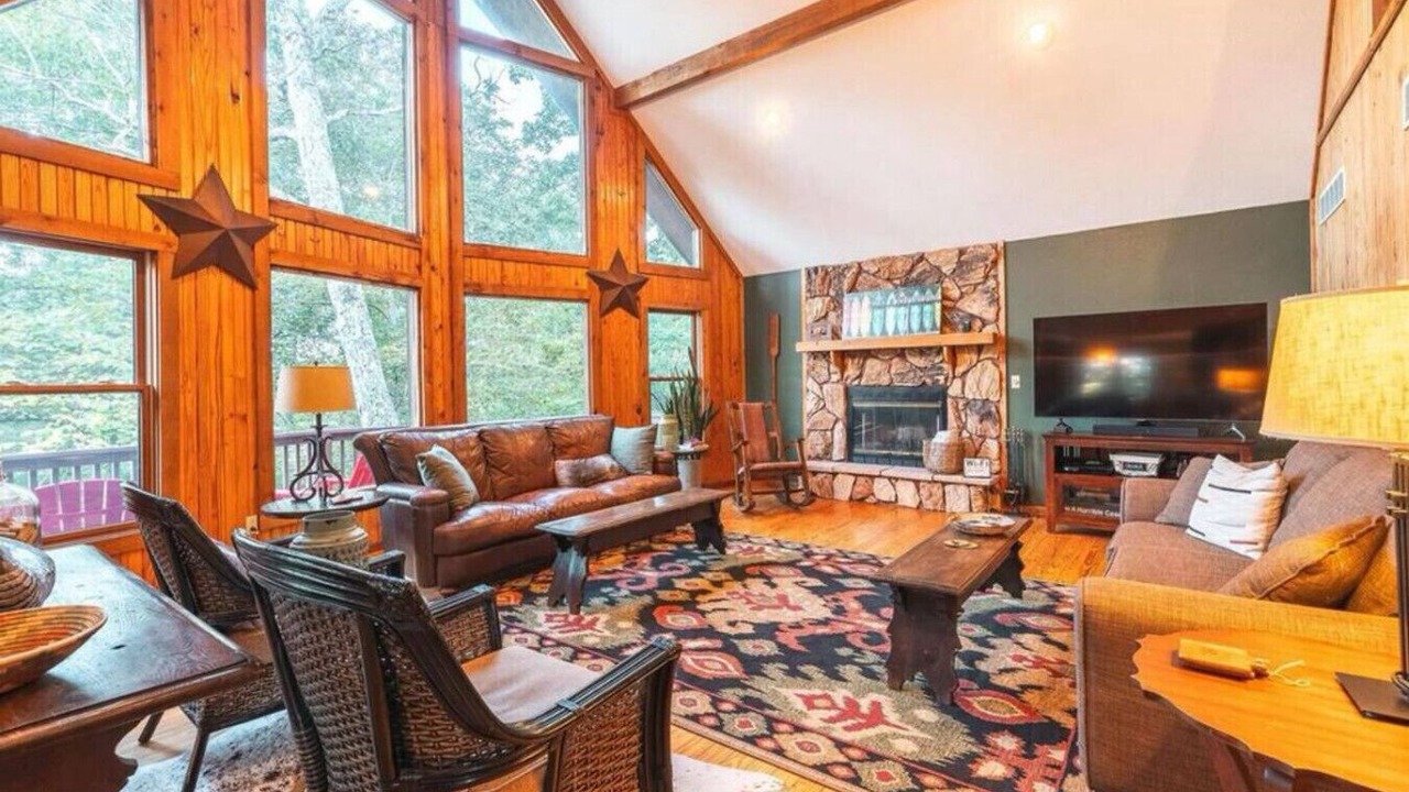 Photo of Livingroom in Steelville