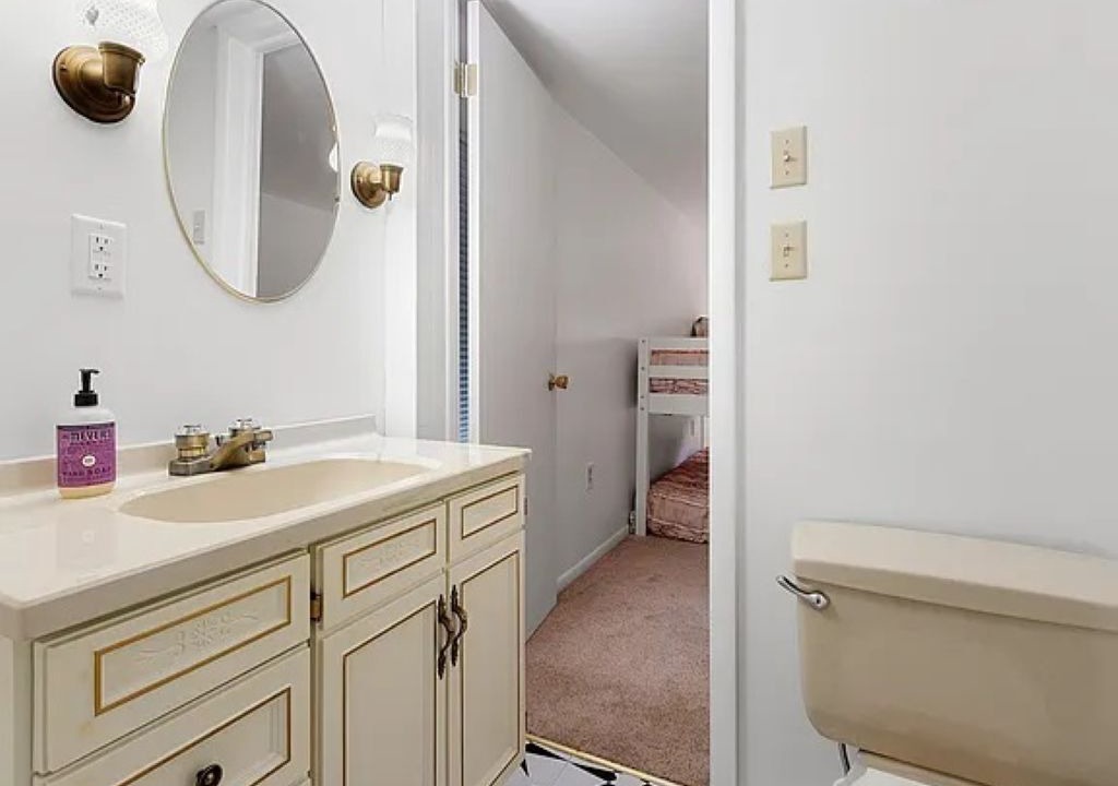 Photo of Bathroom in Green Bay